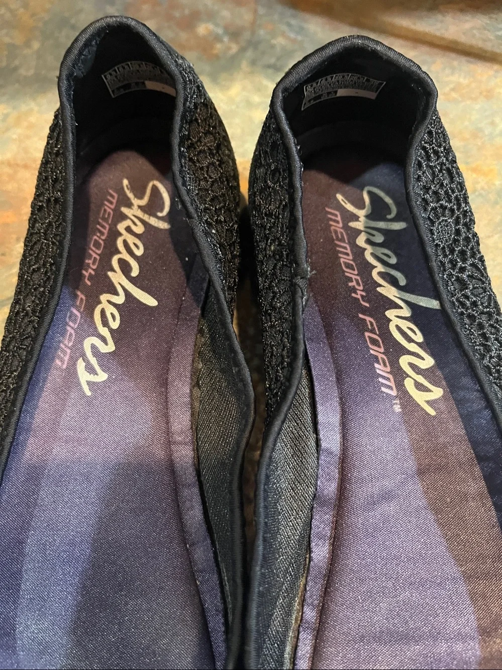 SKECHERS WOMEN shoes 9.5 BLACK memory foam Sweet Pea lace 2450